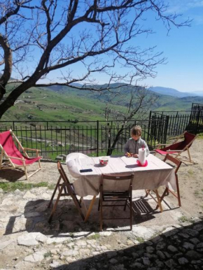 Romantico Chalet in pietra da mille e una notte